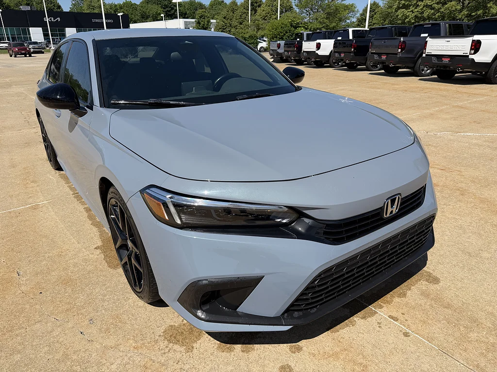 Certified Used 2023 Sonic Gray Pearl Honda Sport image 2