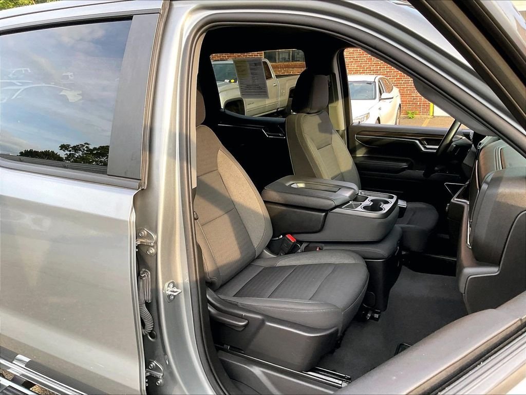 Used 2023 Gray Chevrolet LT image 11