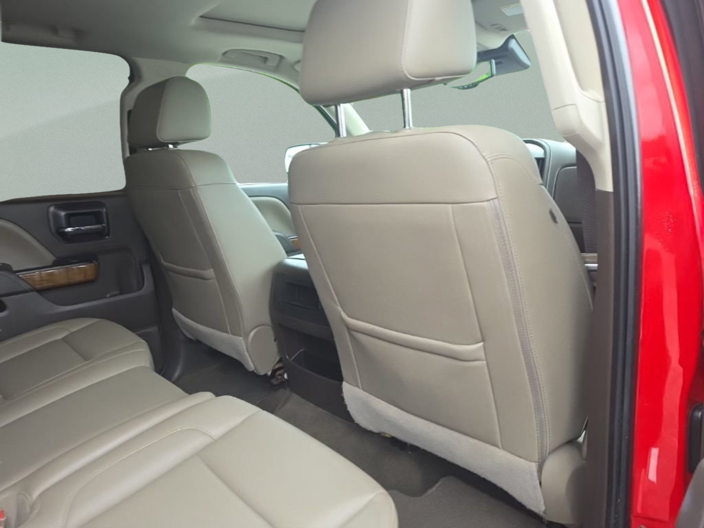 Used 2017 CARDINAL RED GMC SLT image 25