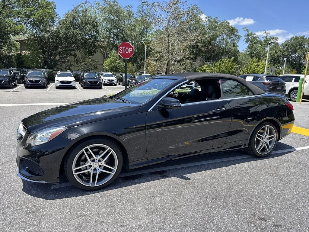 Used 2016 Obsidian Black Metallic Mercedes-Benz E 400 image 10