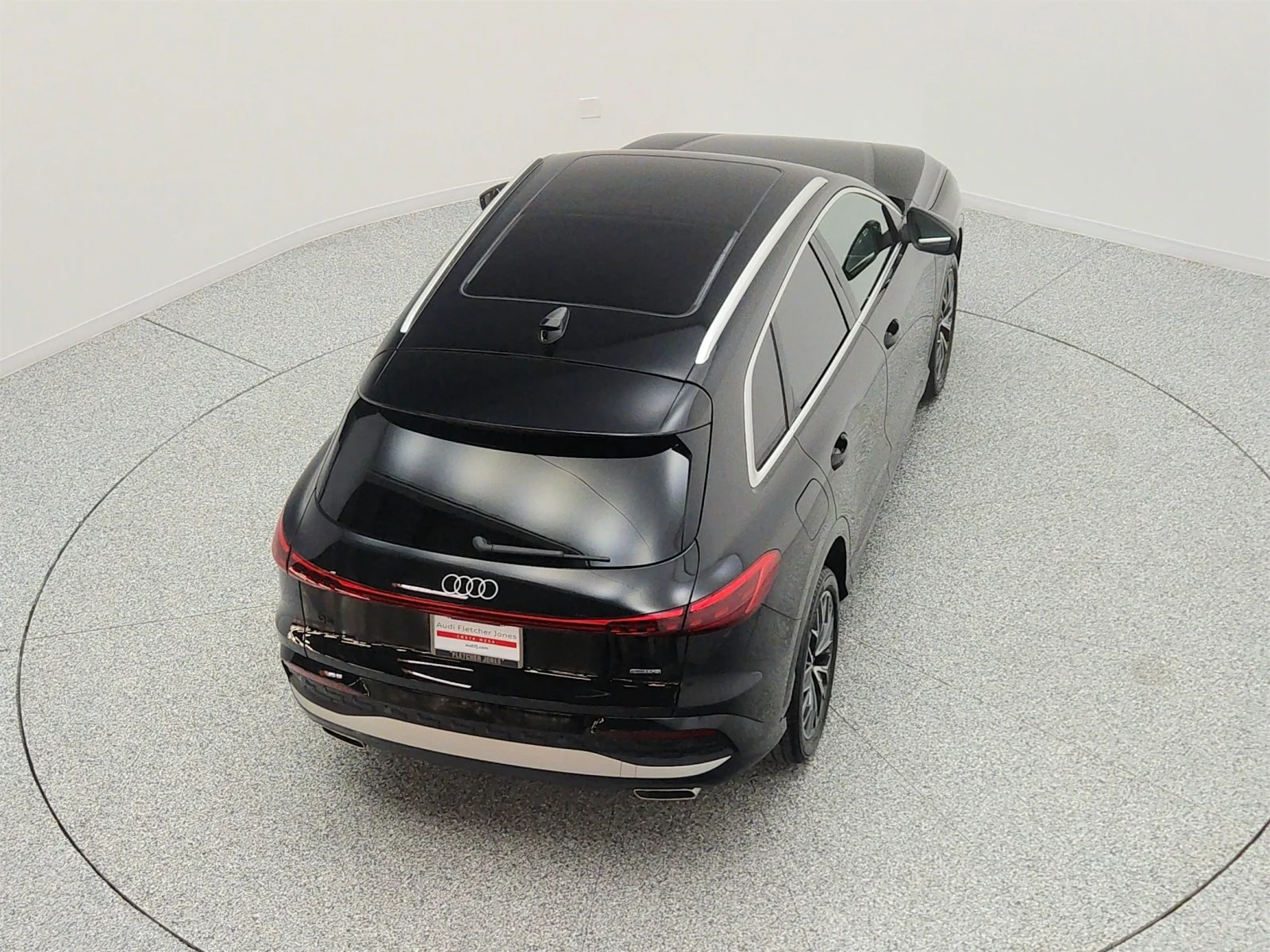 Used 2025 Mythos Black Metallic Audi Premium Plus 2.0 TFSI quattro image 27