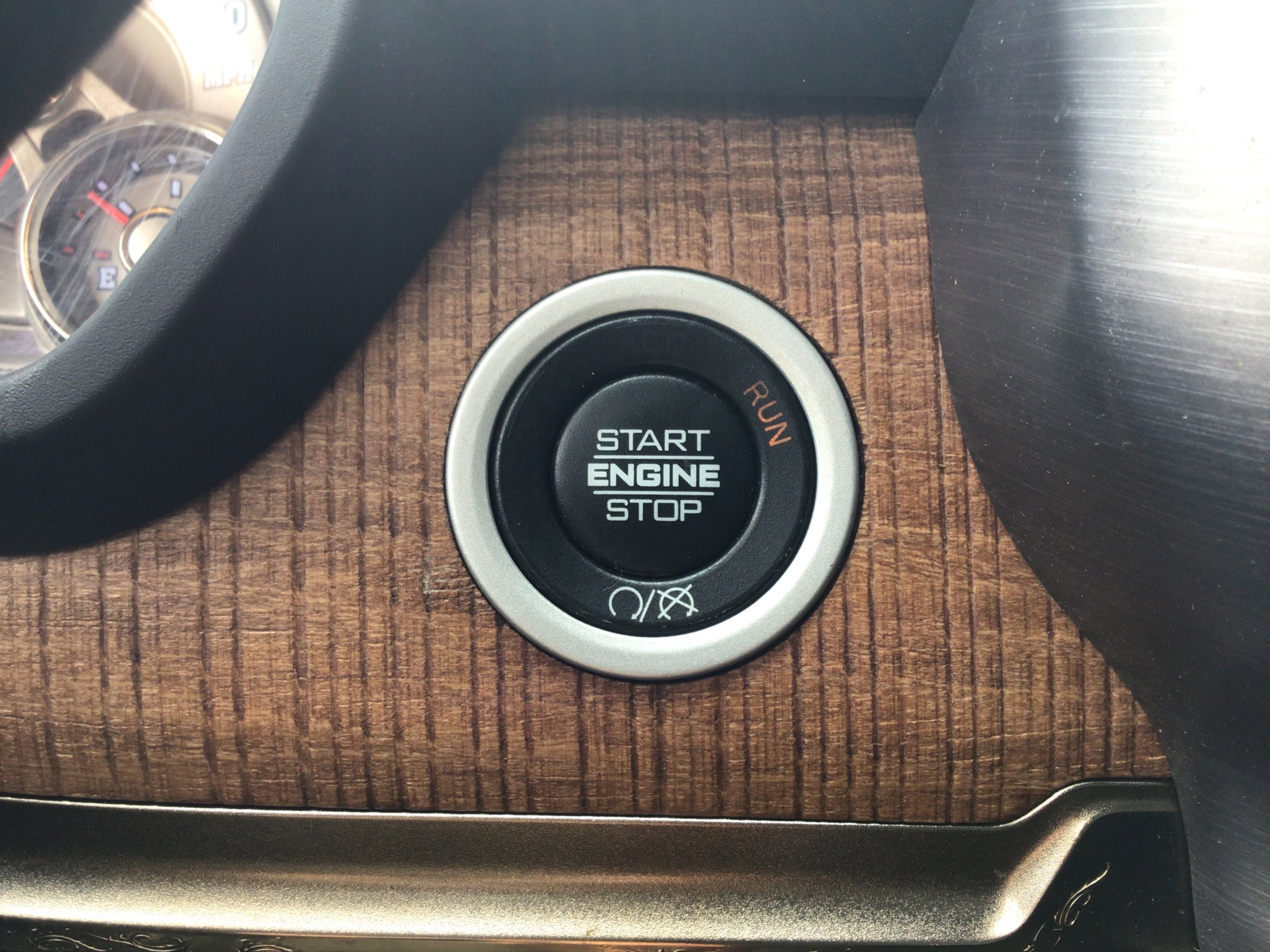 Used 2019 White Ram Laramie Longhorn image 15