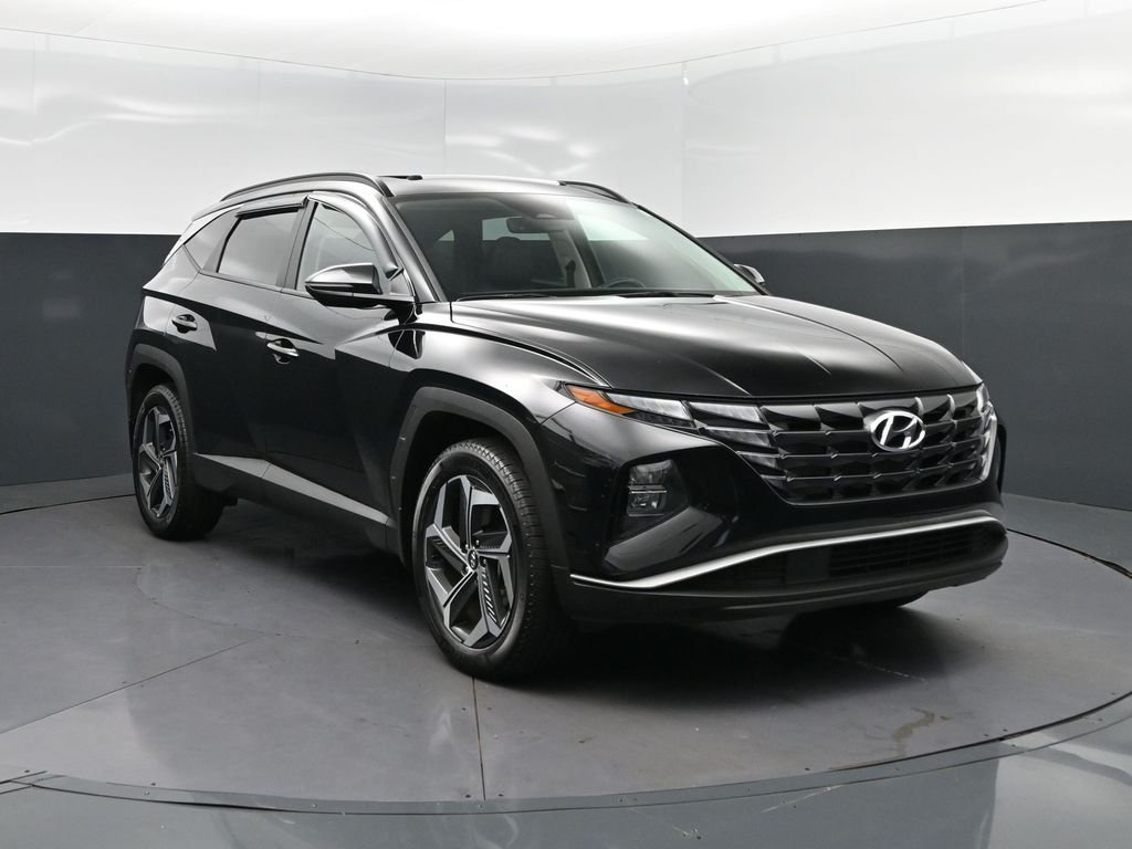 Used 2024 Black Hyundai SEL image 9