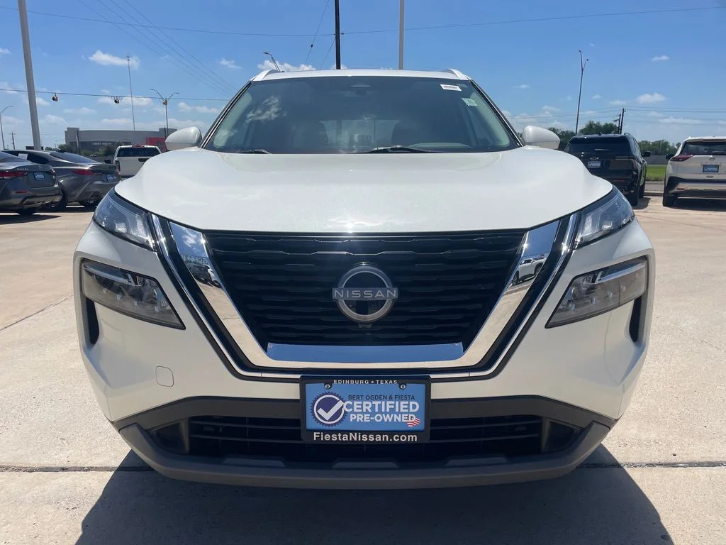 Used 2023 White Nissan SV image 8