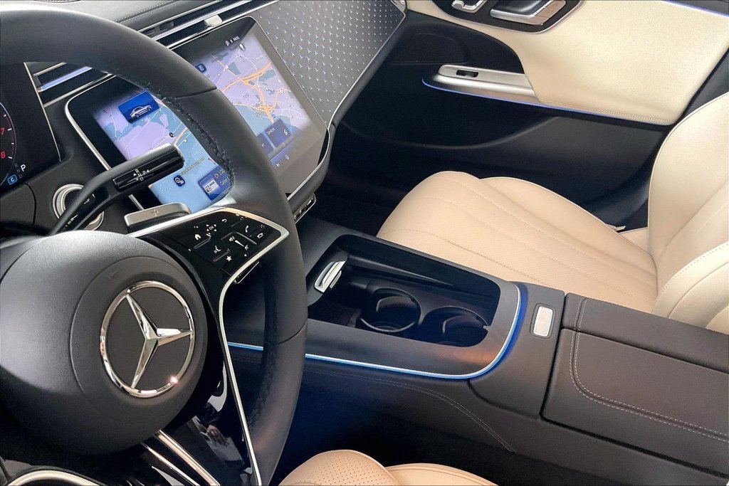 2026 Mercedes-Benz E-Class E350 - Photo 12