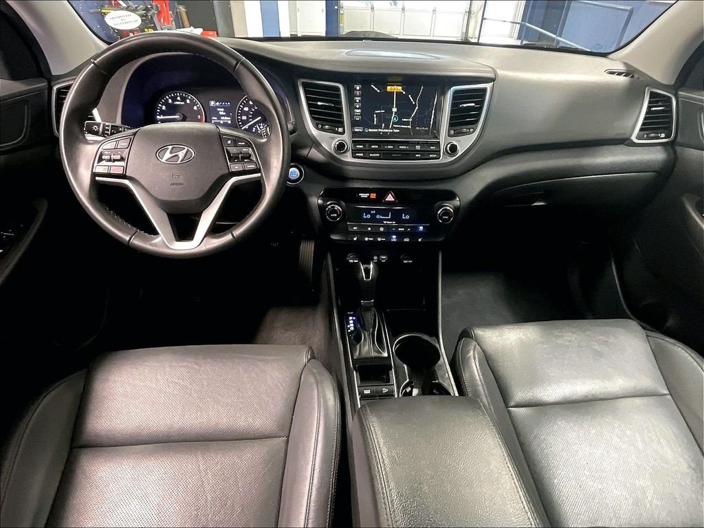 Used 2017 Silver Hyundai Limited image 22