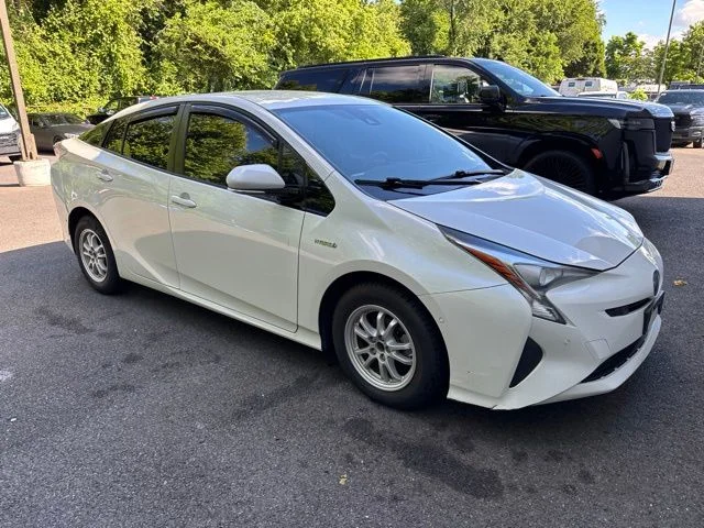 Used 2018 Toyota Prius Two with VIN JTDKBRFU3J3070206 for sale in Woodbury, NJ