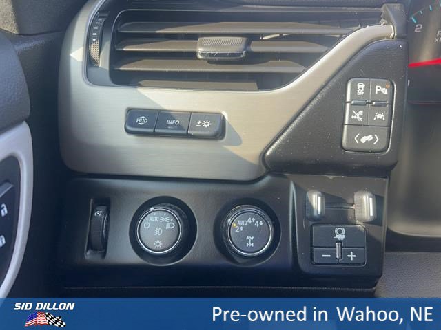 Used 2019 Onyx Black GMC Denali image 13