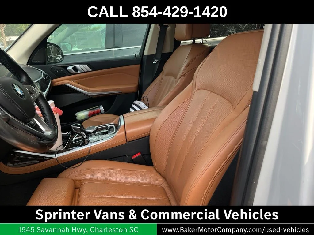 Used 2019 White BMW xDrive50i image 3