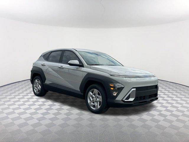 New 2026 Cyber Gray Metallic Hyundai SE image 3