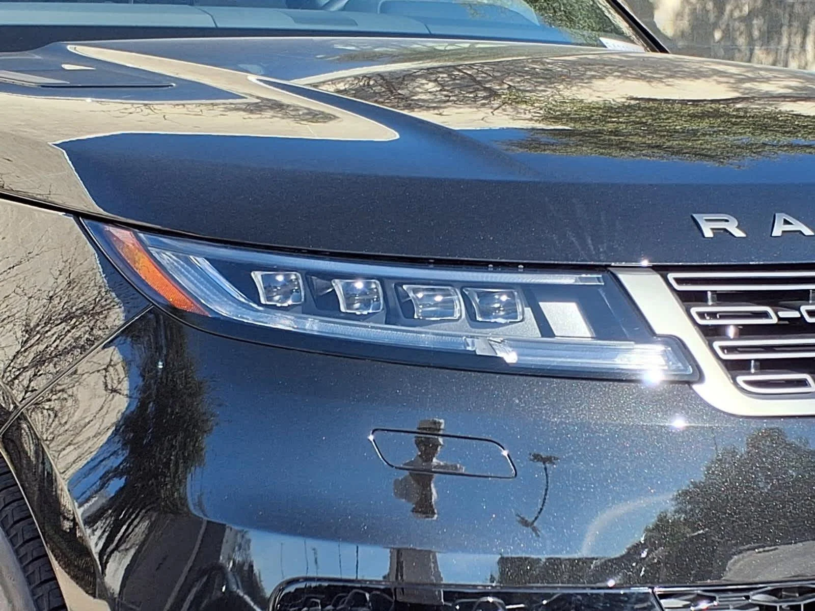 2026 Land Rover Range Rover Sport SE - Photo 6
