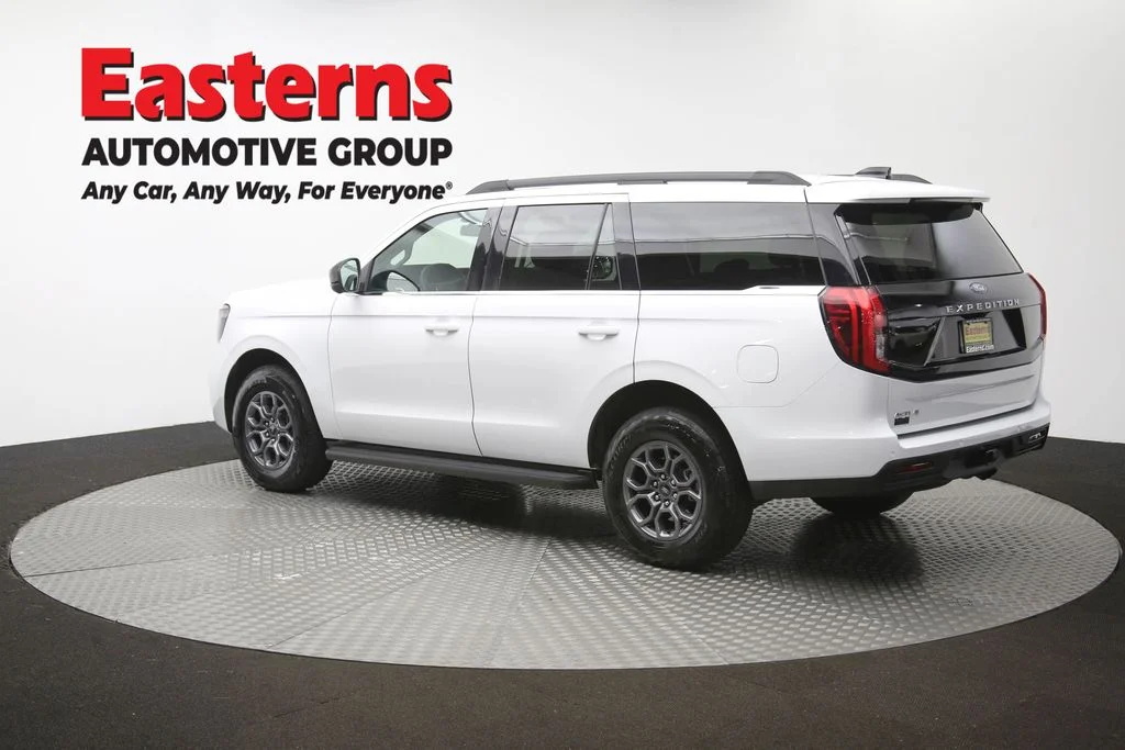 Used 2025 White Ford Active image 63
