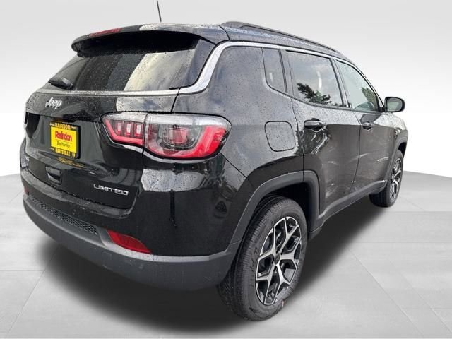 New 2026 Diamond Black Crystal Pearlcoat Jeep Limited image 7
