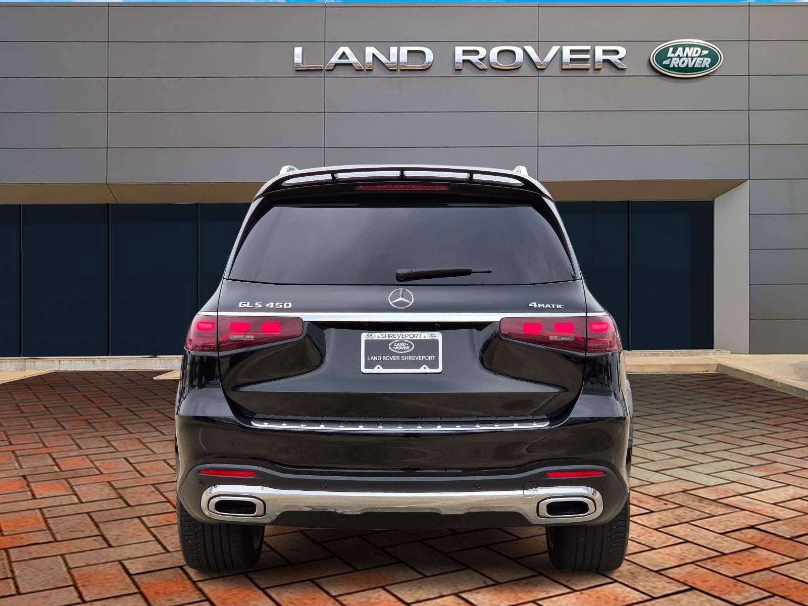 Used 2024 Obsidian Black Metallic Mercedes-Benz GLS image 5