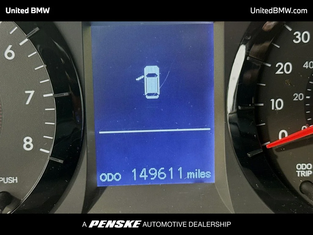 Used 2015 Silver Sky Metallic Toyota LE image 7