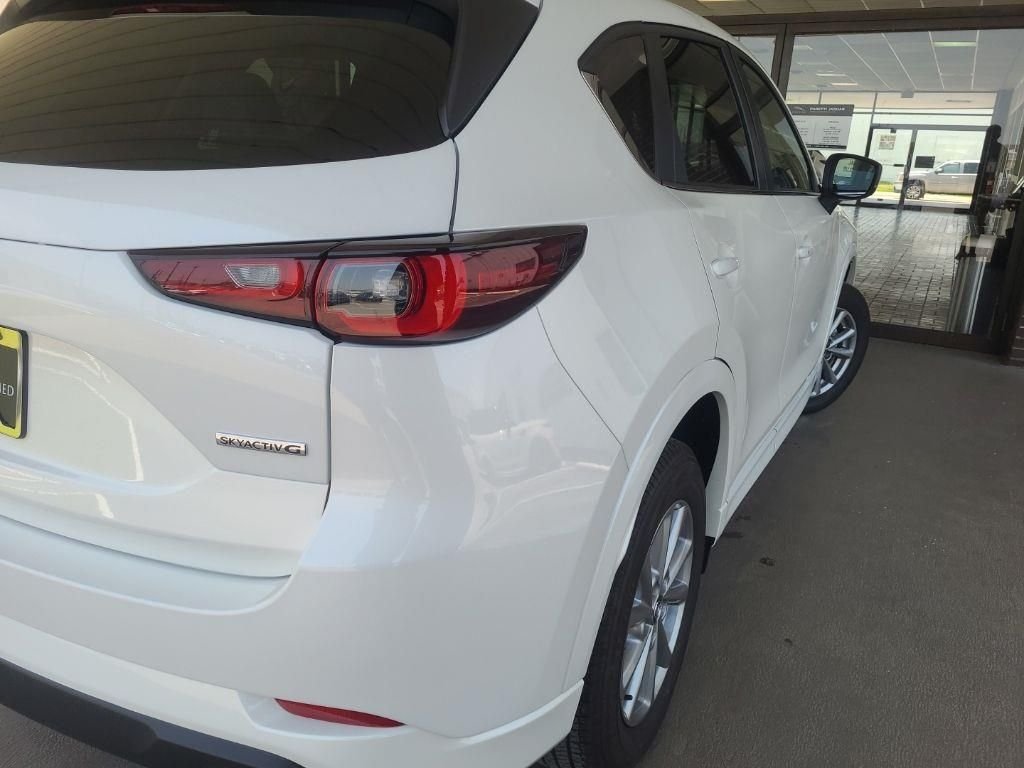 Certified Used 2025 White Mazda 2.5 S Preferred Package image 7