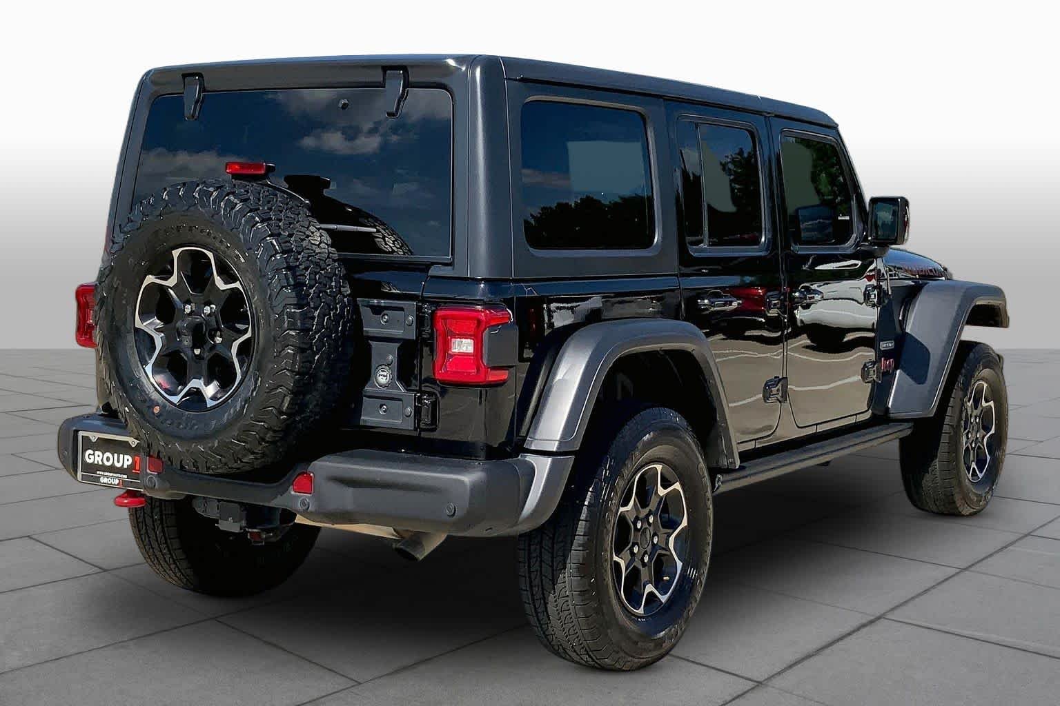 Used 2020 Black Clearcoat Jeep Recon image 23