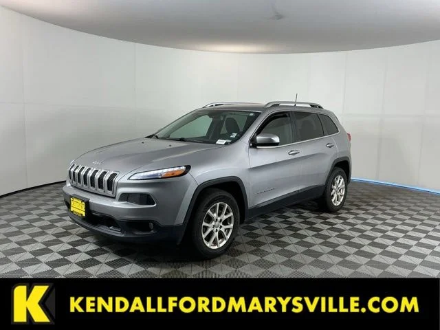 Used 2018 Billet Silver Metallic Jeep Latitude image 1