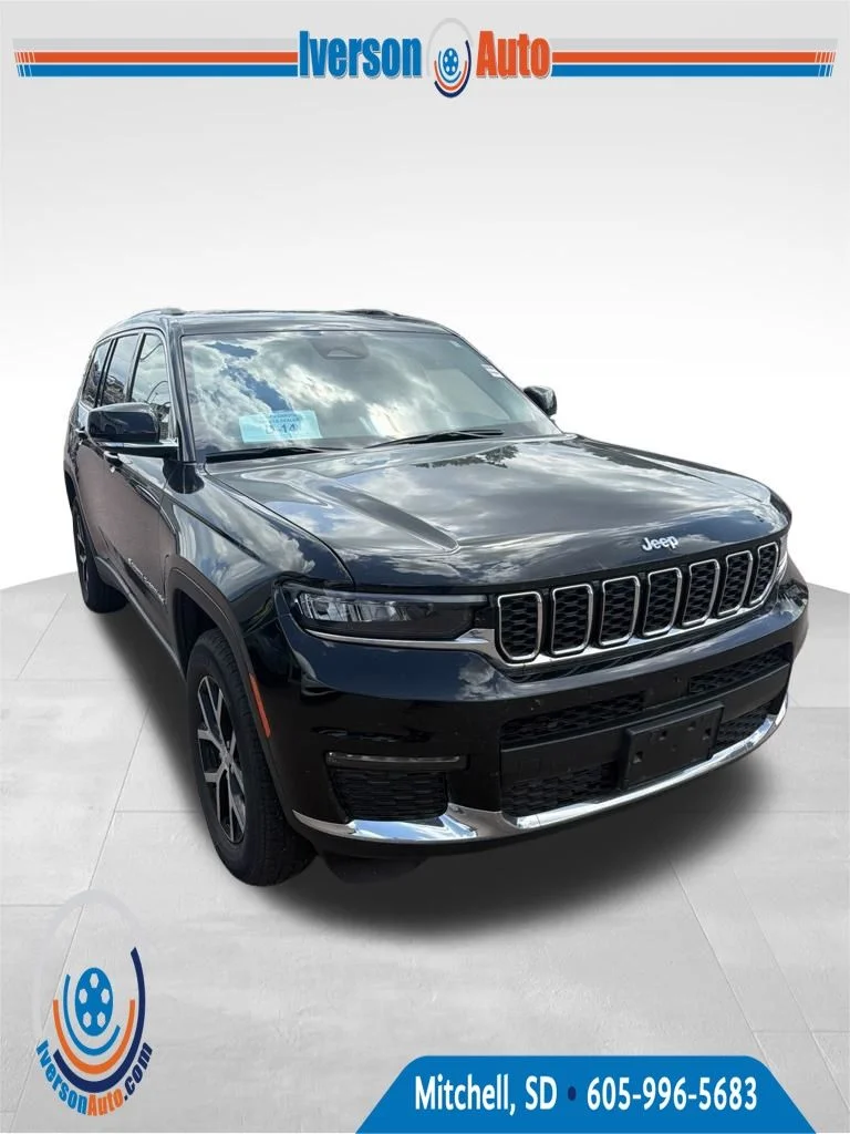 Used 2023 Black Jeep Limited image 4