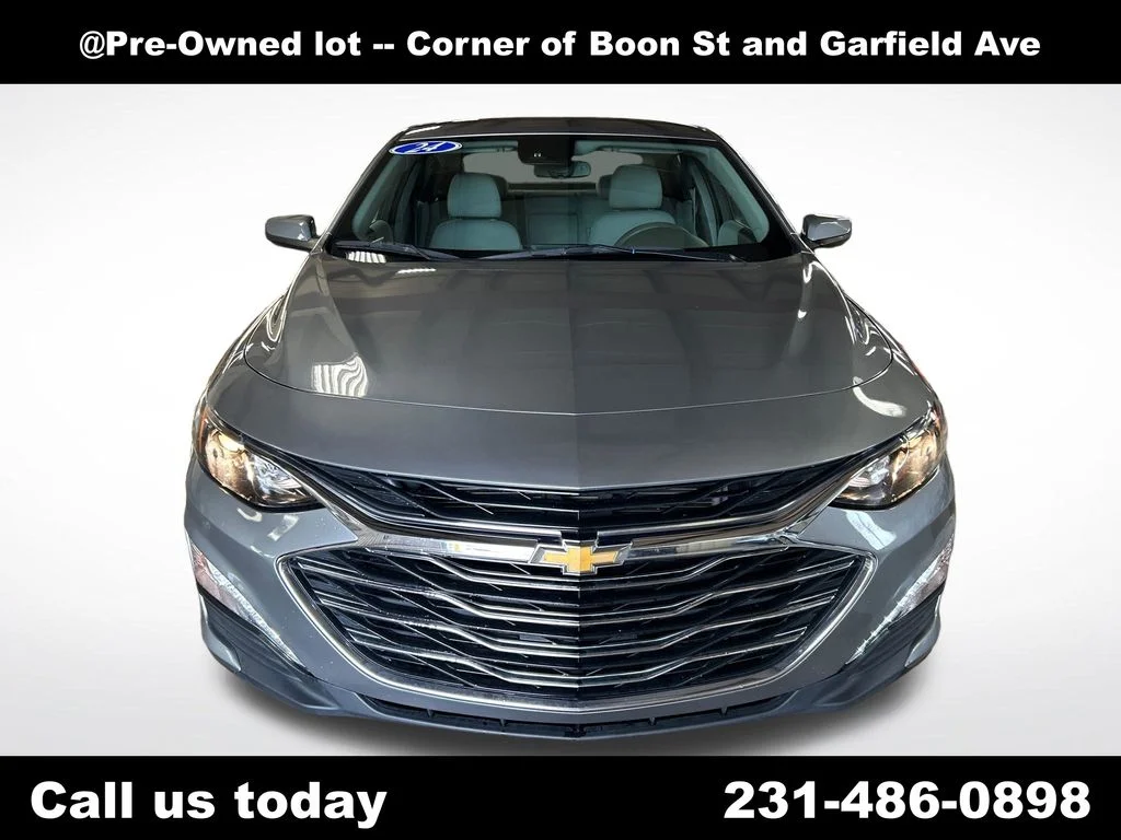 Used 2024 Gray Chevrolet LT image 8