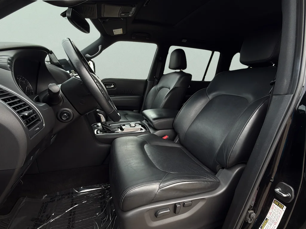 Used 2021 Super Black Nissan SL image 26