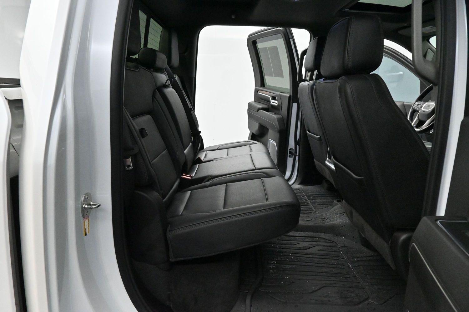 Used 2024 White Frost Tricoat GMC Denali image 35