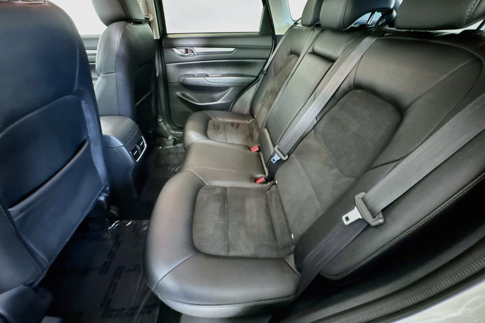 Used 2019 Snowflake White Pearl Mica Mazda Touring image 23