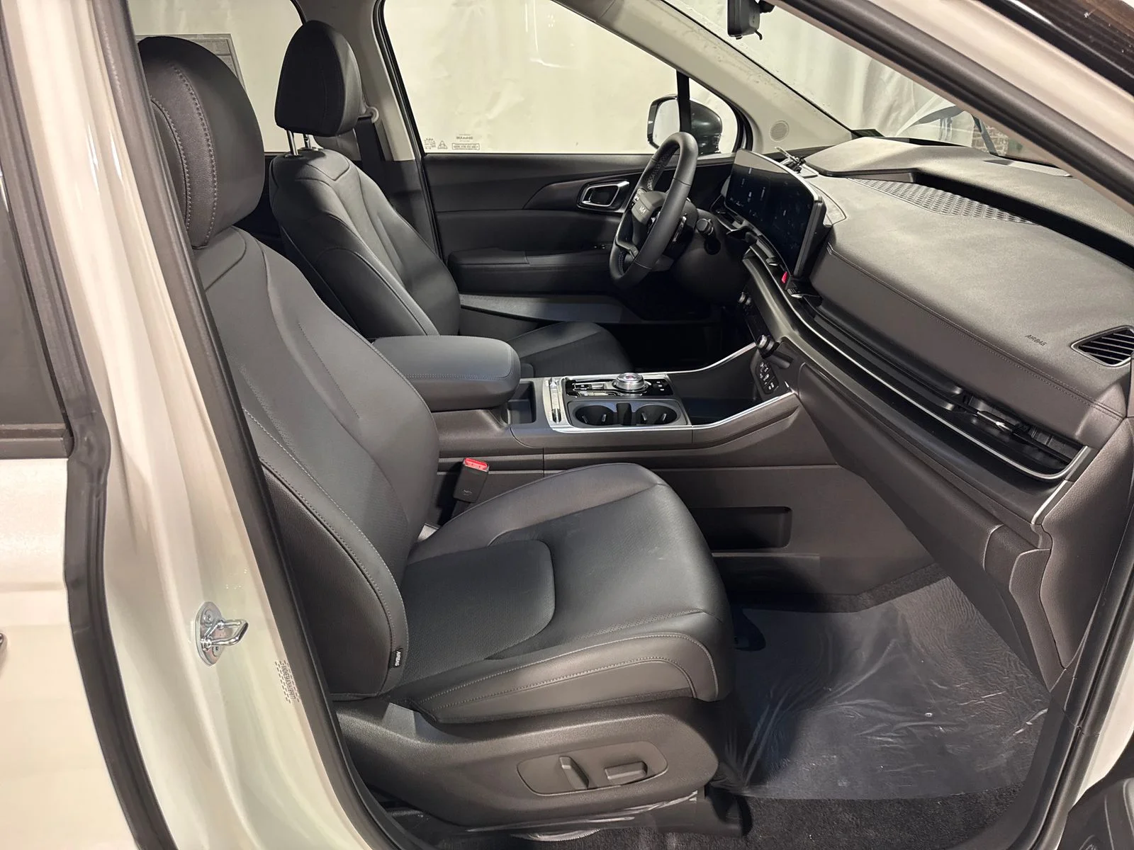 New 2027 Snow White Pearl Kia SX Prestige image 27