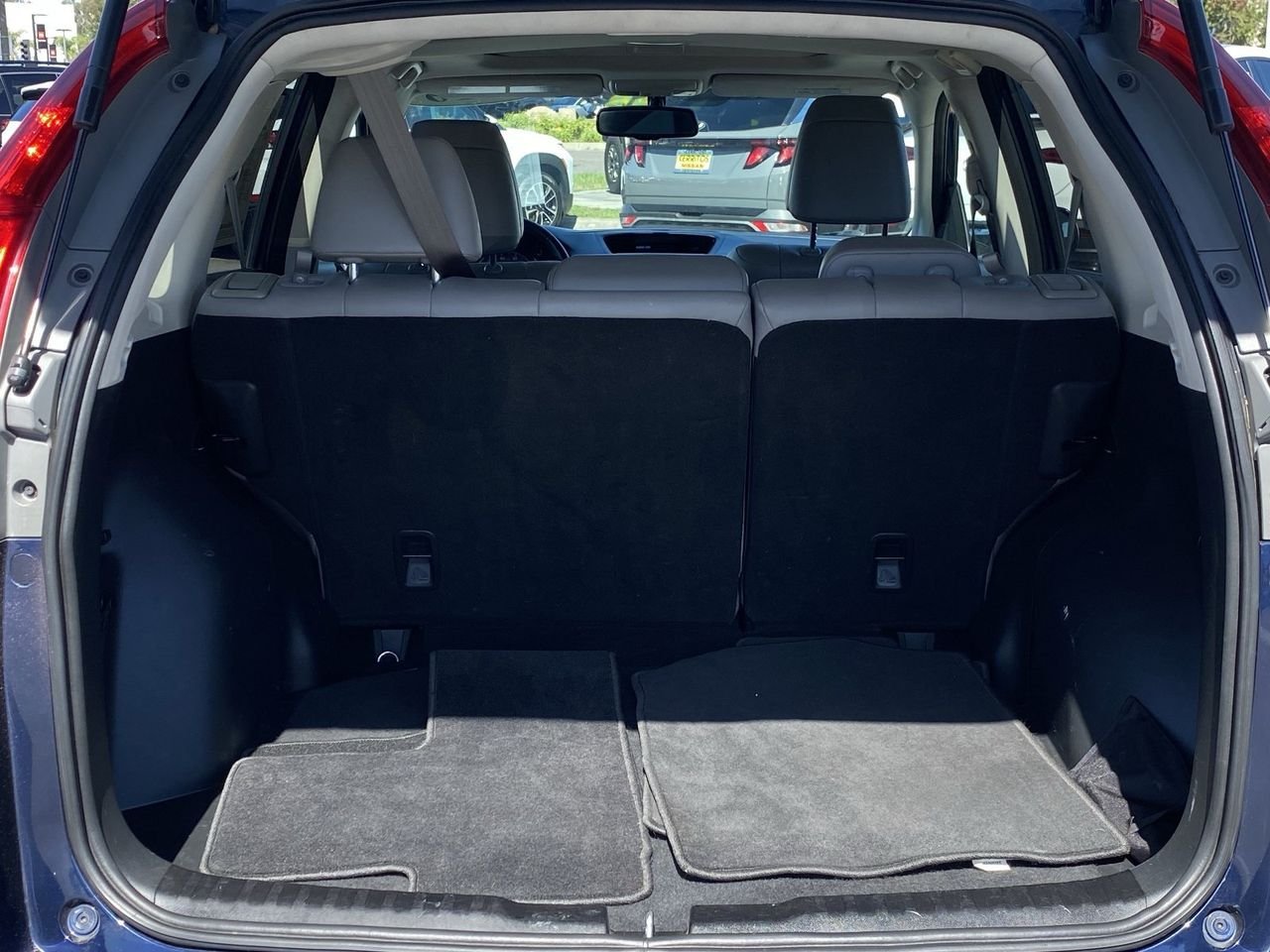 Used 2016 Gray Honda EX-L image 12