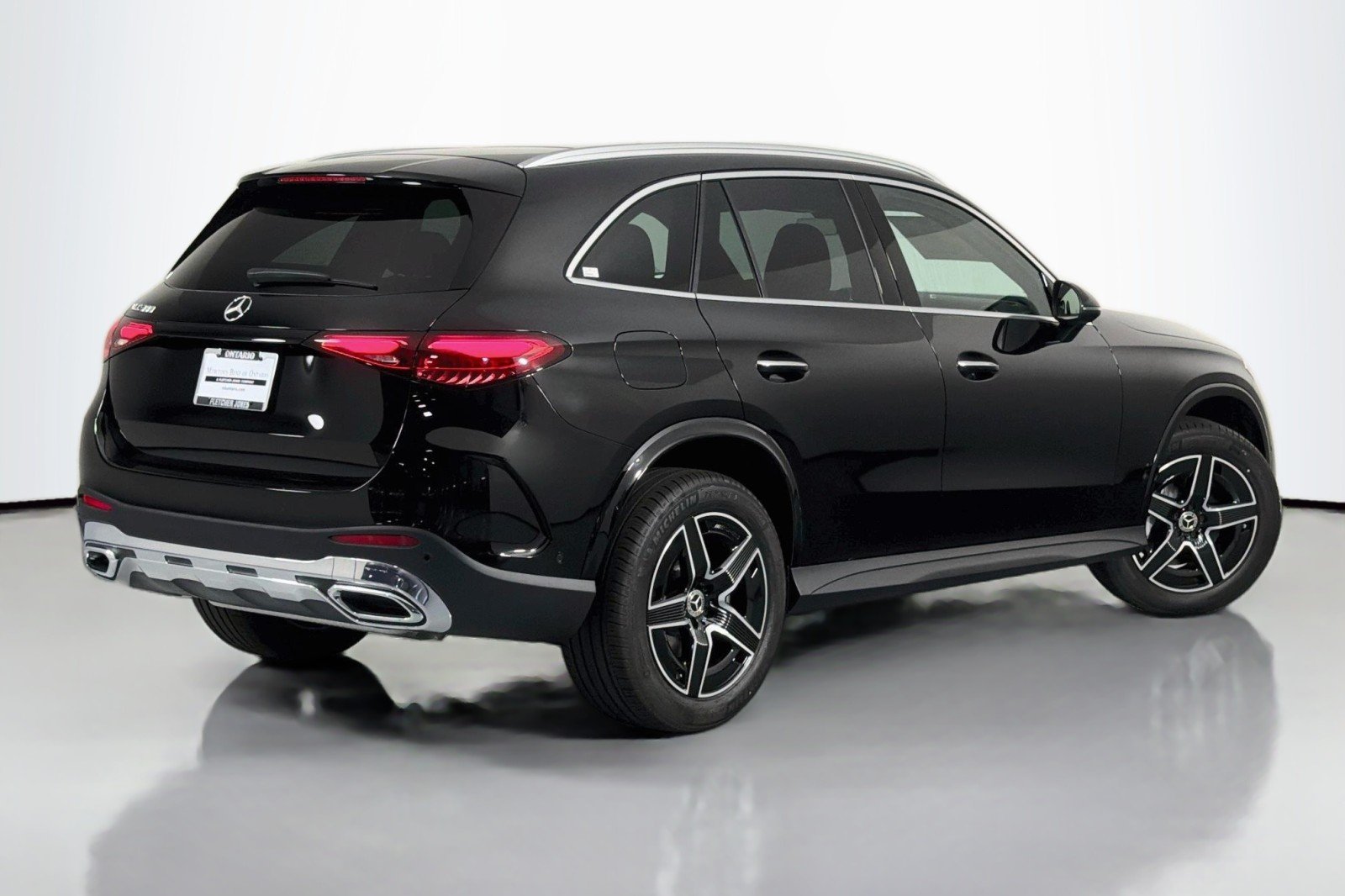 New 2026 Black Mercedes-Benz GLC 300 SUV image 11