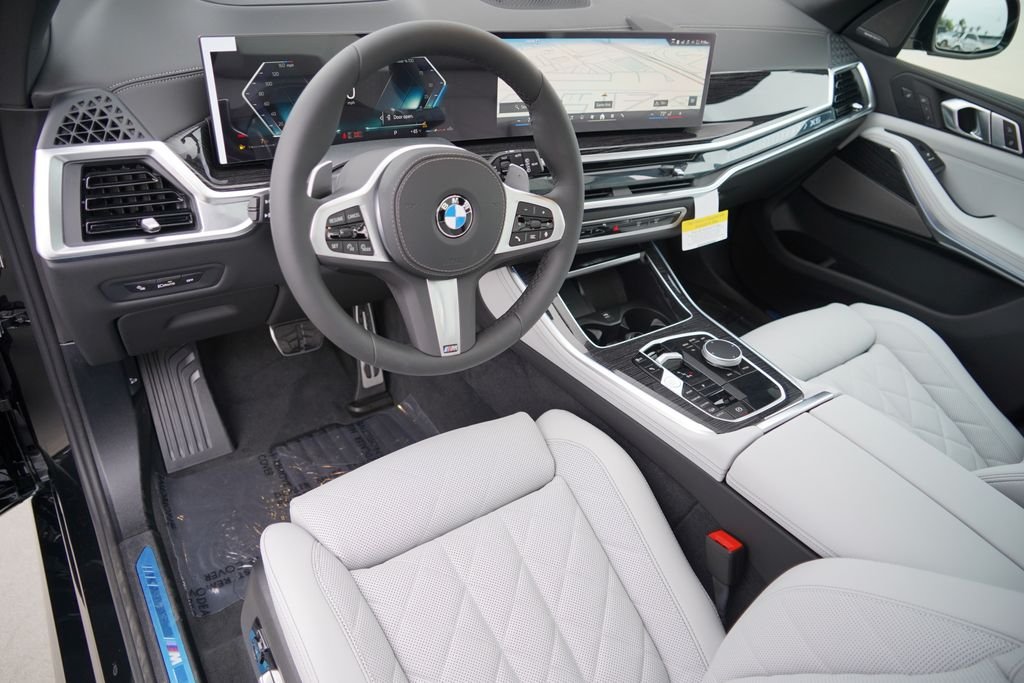 New 2026 Black Sapphire Metallic BMW xDrive40i image 11