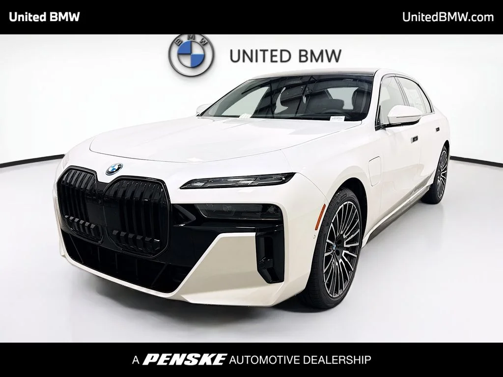 2026 BMW 7 Series 750e xDrive Sedan's photo