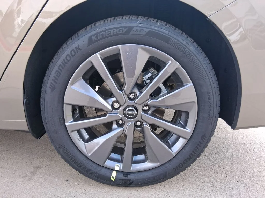 2026 Nissan Sentra SL - Photo 32