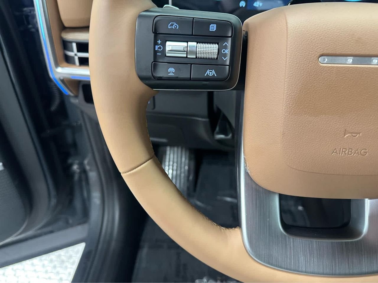 New 2026 Ecotronic Gray Hyundai Limited AWD image 17