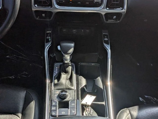 Used 2023 Blue Kia SX image 19