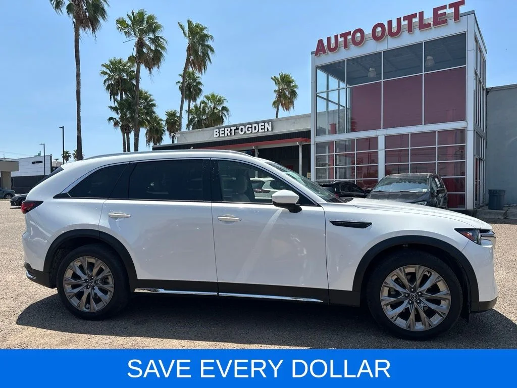 Used 2024 White Mazda 3.3 Turbo Premium image 4