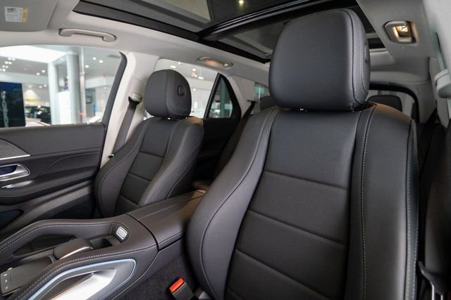 Used 2026 Black Mercedes-Benz GLE 350 image 13