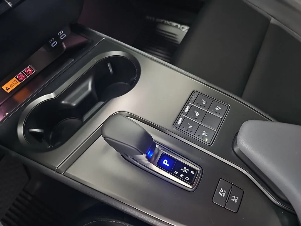 New 2026 Ultra White Lexus PREMIUM AWD image 24