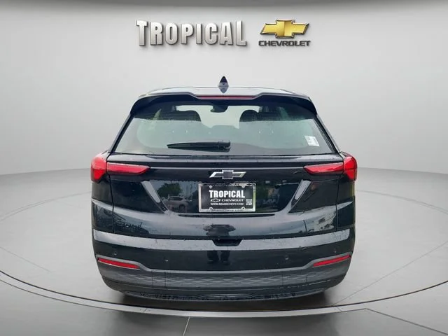 New 2027 Mosaic Black Metallic Chevrolet LT image 4