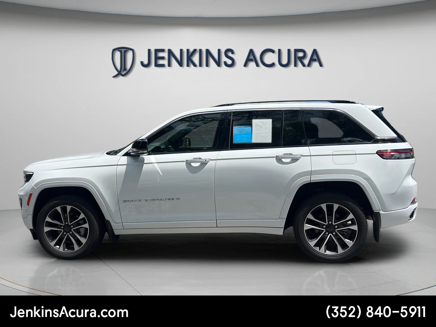 Used 2023 Bright White Clearcoat Jeep Overland image 6
