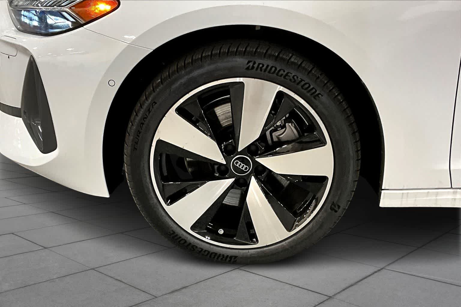 2025 Audi New A5 Premium Plus - Photo 11