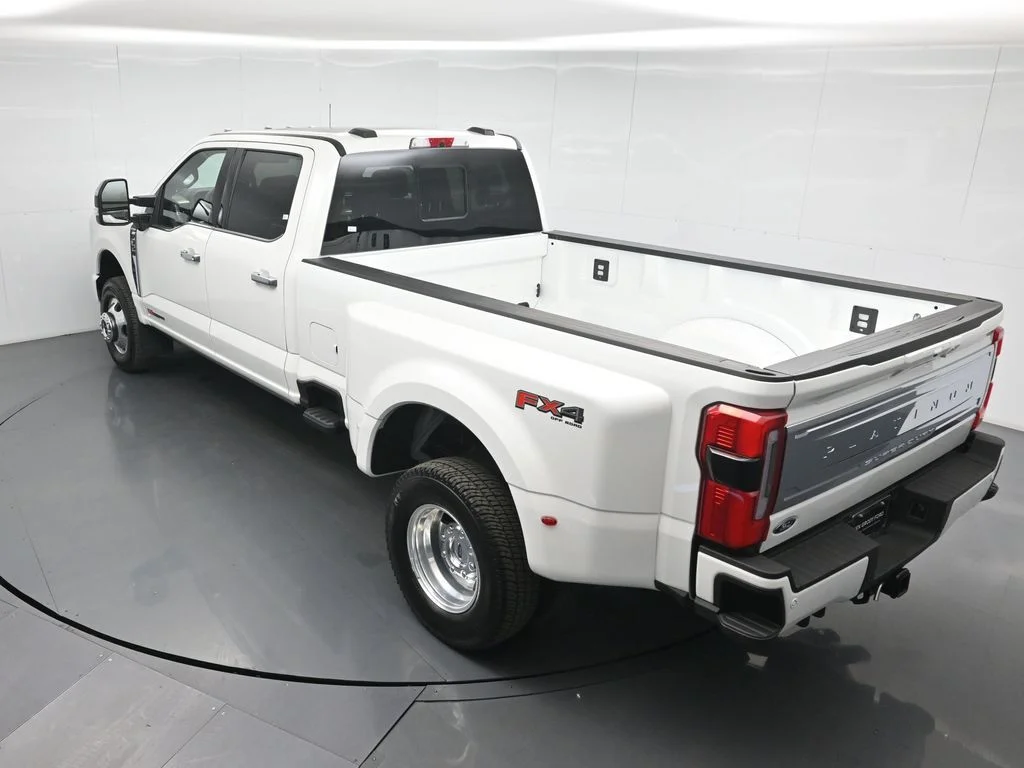 New 2026 White Ford Platinum image 39