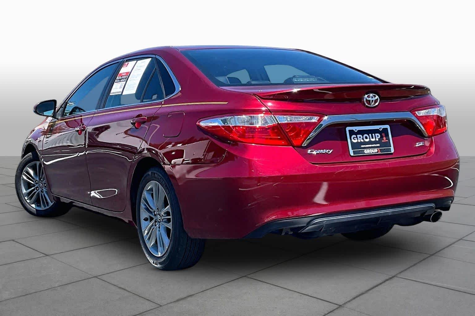 Used 2017 Ruby Flare Pearl Toyota SE image 12