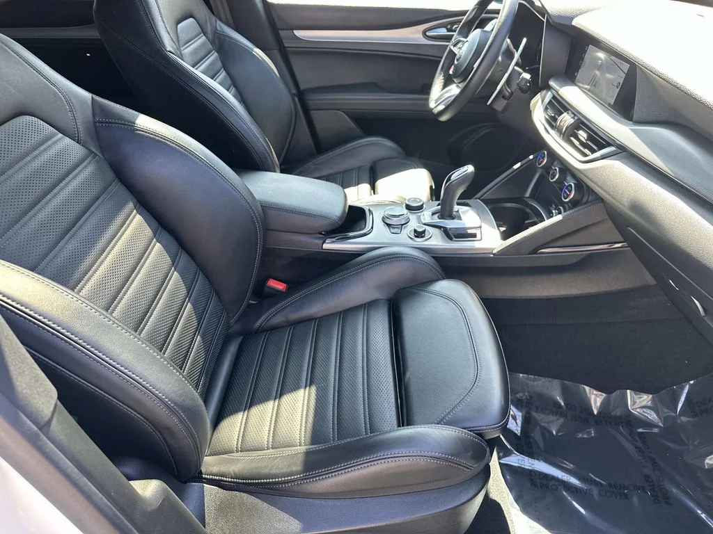 2024 Alfa Romeo Stelvio Veloce - Photo 14