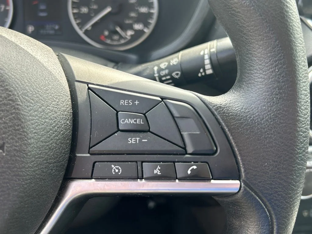Used 2020 Silver Nissan S image 15