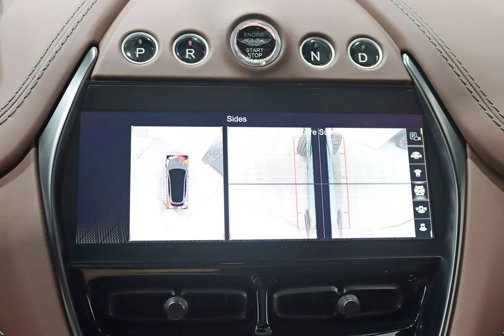 2023 Aston Martin DBX 707