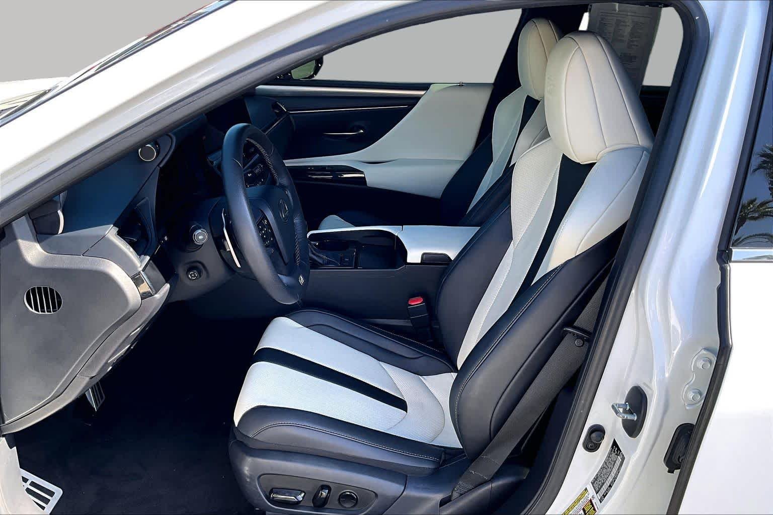 Certified Used 2023 ULTRA WHITE Lexus F SPORT Handling image 7