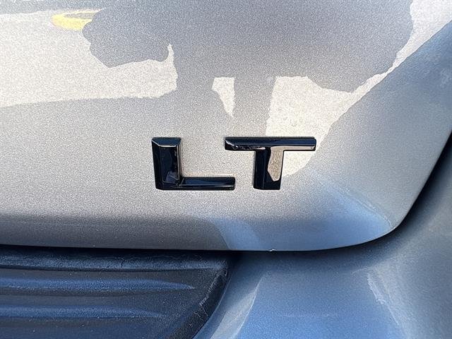 New 2027 Sterling Gray Metallic Chevrolet LS image 31