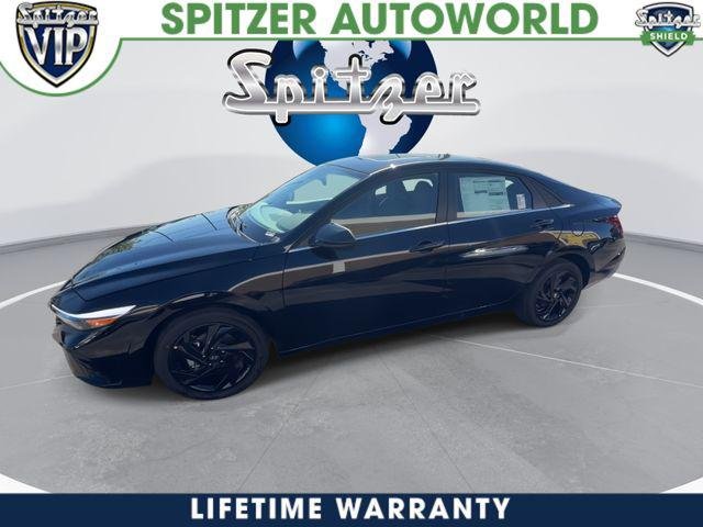 New 2026 Black Hyundai SEL Sport Premium image 4