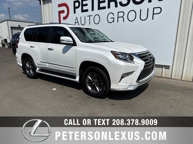 Used 2017  Lexus Luxury image 2